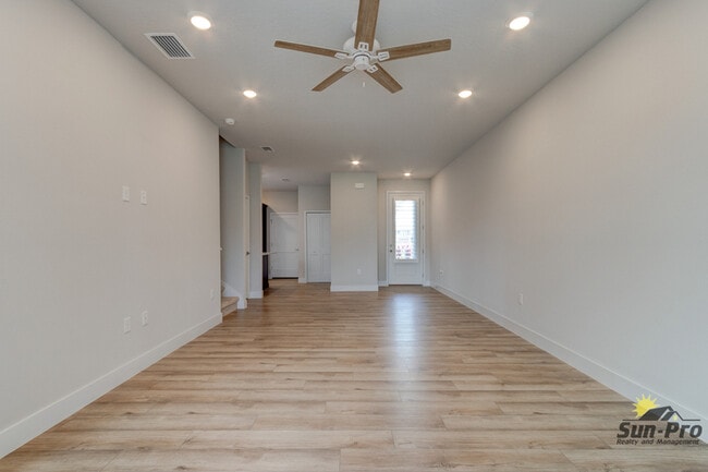 Building Photo - 3046 Isles Wy
