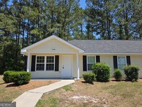 Building Photo - 129 Smithfield Dr