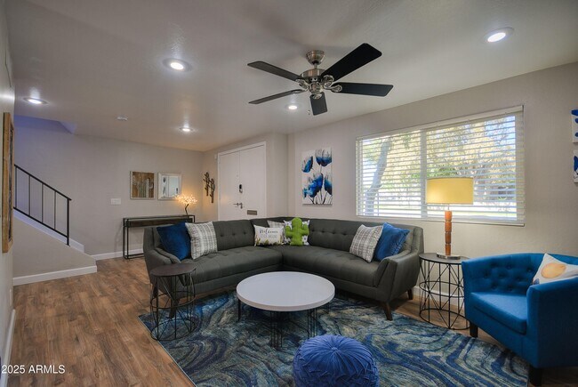 Foto del edificio - 7603 E Montecito Ave