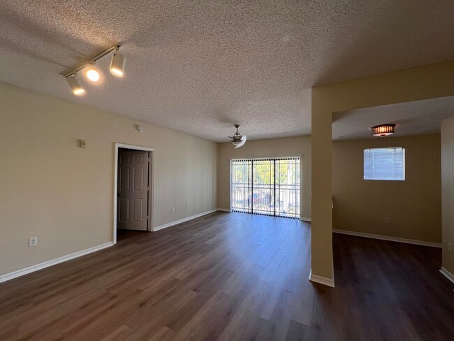 Building Photo - 2808 Amalei Dr