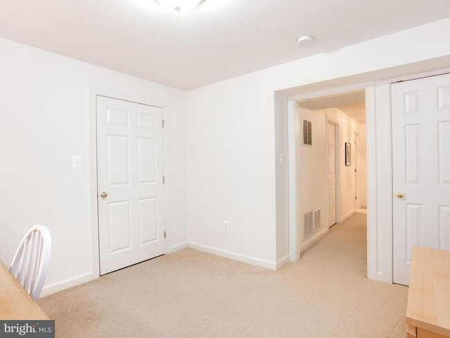 Building Photo - 10812 Maplecrest Ln