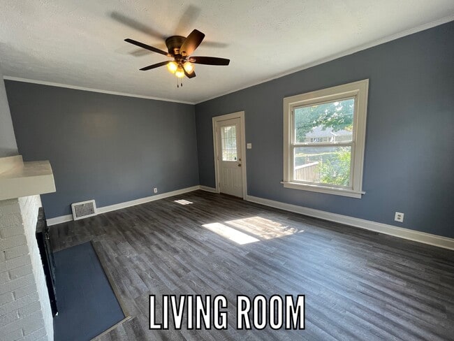 Building Photo - 303 E Winter Ave