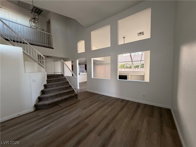 Foto del edificio - 1825 Sierra Oaks Ln