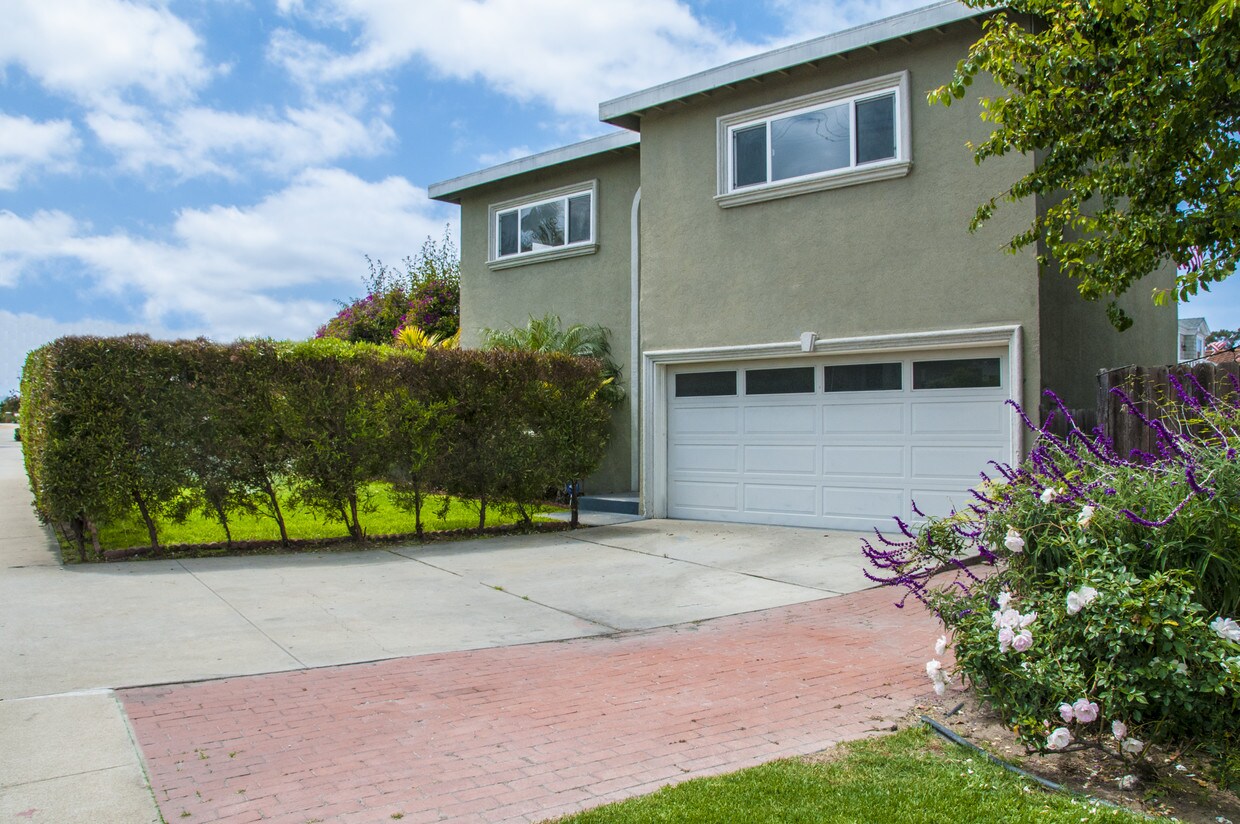 Foto principal - 635 Prospect Ave