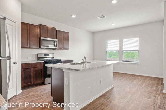 Building Photo - 3 br, 2.5 bath House - 4018 Bay Leaf Loop