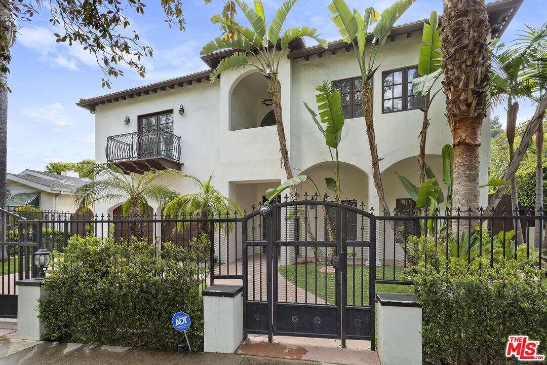 Foto principal - 4132 Woodcliff Rd