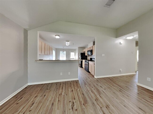 Building Photo - 6327 Lucinda Meadows Dr