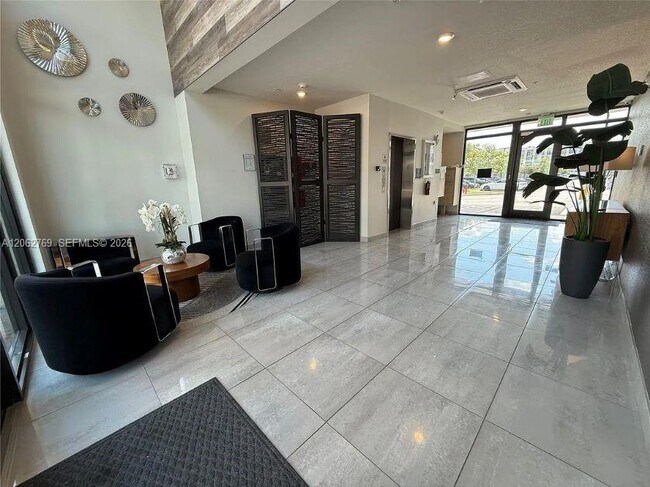 Foto del edificio - 8167 NW 41st St
