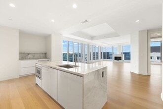 Building Photo - 133 Seaport Blvd