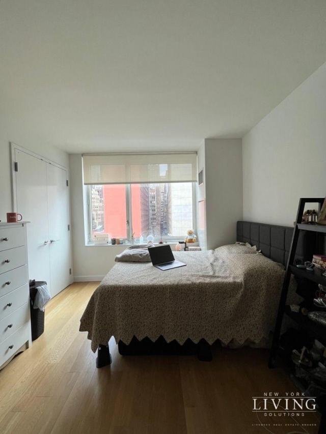 Foto del edificio - 2 bedroom in New York NY 10018