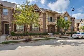 Building Photo - 2421 Belvedere Ln