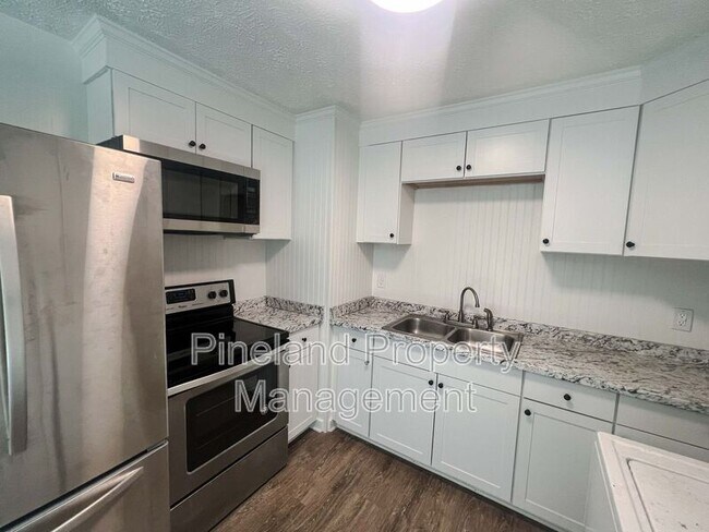 Foto del edificio - 7112 Ryan St