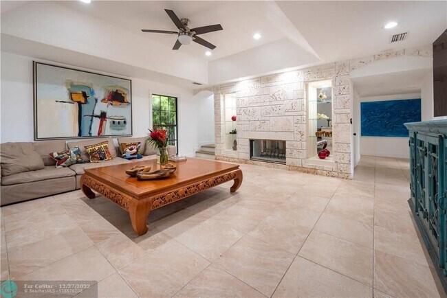 Foto del edificio - 1749 SE 9th St