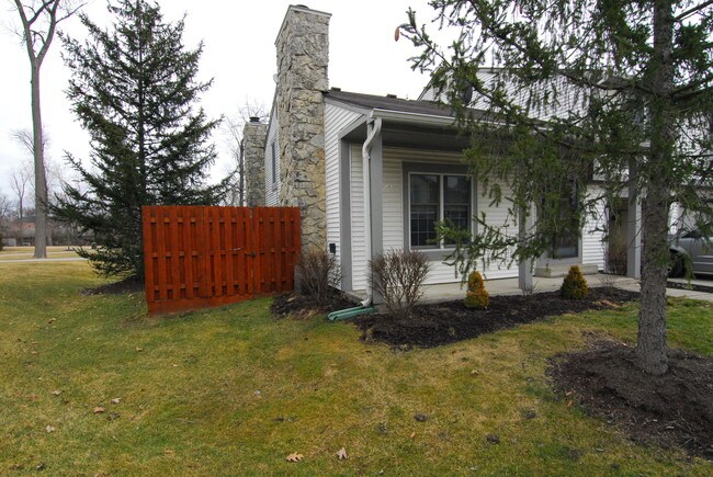 Building Photo - 6309 Sawmill Woods Dr