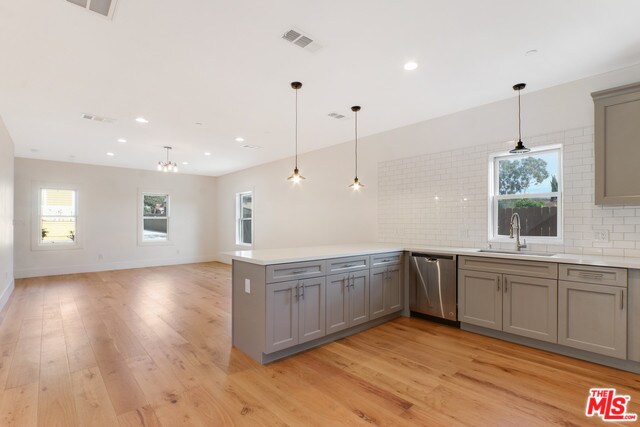 Building Photo - 2817 Griffin Ave