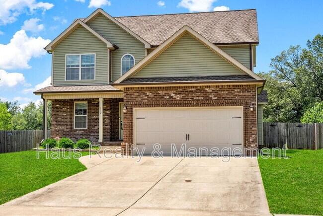 Foto del edificio - 112 Sycamore Hill Dr