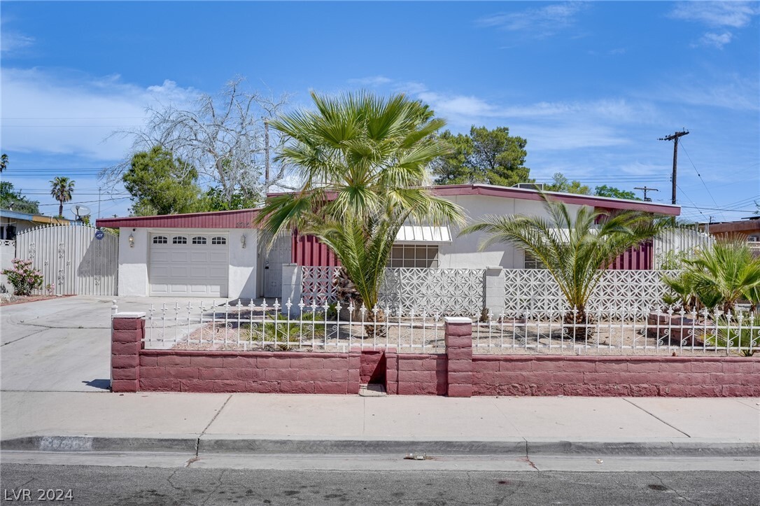 Primary Photo - 3712 W El Parque Ave