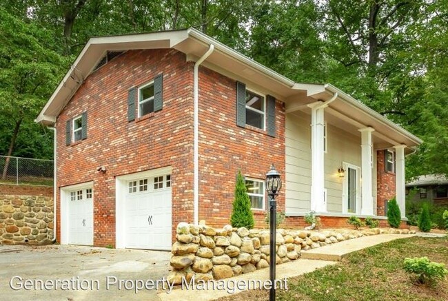 Building Photo - 3 br, 2.5 bath House - 3653 Woodmont Drive