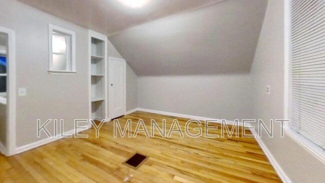 Foto del edificio - 6824 Faust Ave