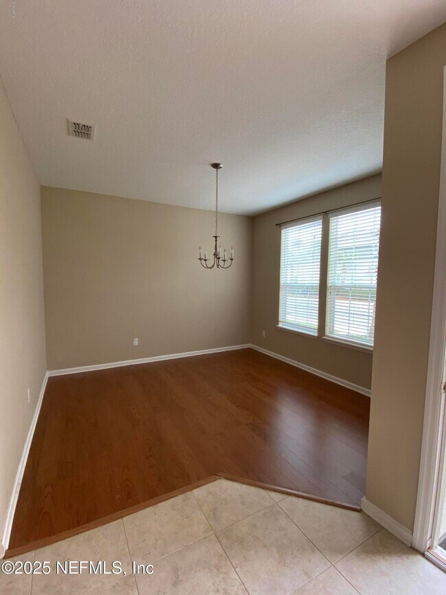 Building Photo - 4220 Plantation Oaks Blvd