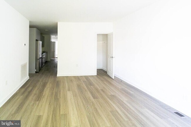 Foto del edificio - 1500 V St SE