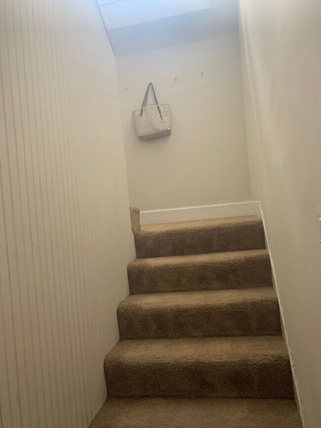 Foto del edificio - 424 E Maxwell St