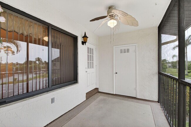 Building Photo - 427 Pine Glen Ln