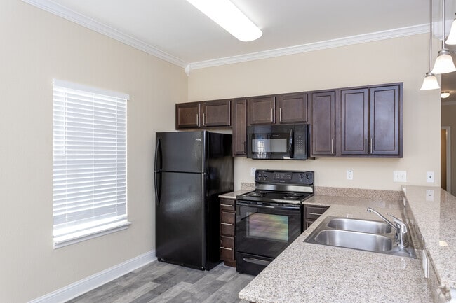 Interior Photo - New Heights Apartments