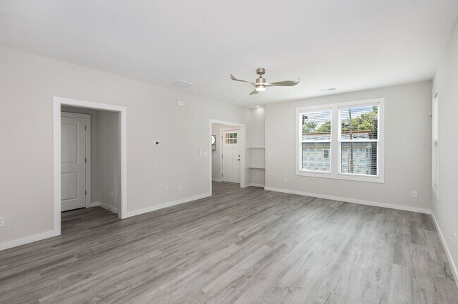 Building Photo - Brand new 3 bed 2.5 bath home in Gastonia