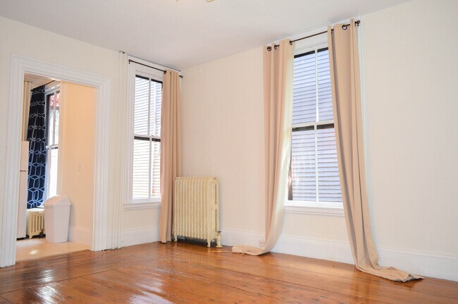 Living room - 44 Deering St