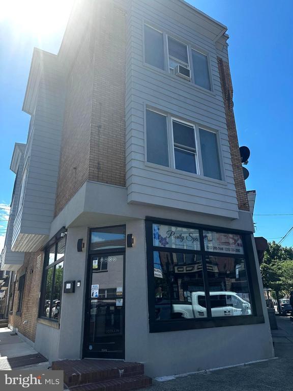 Building Photo - 1501 S 12th St