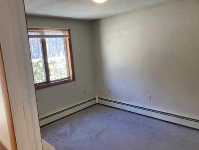 Foto del edificio - 1187 New Hampshire Rte 175