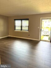 Building Photo - 1296 Holmespun Dr