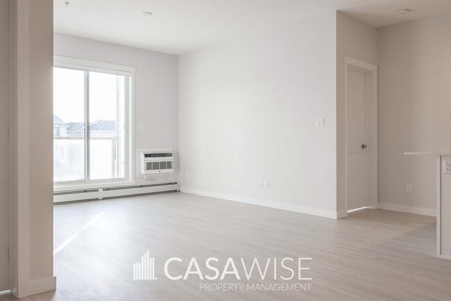 Building Photo - 812-812 Welsh Dr S W