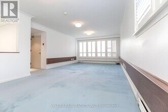 Building Photo - 47 Ranleigh Ave