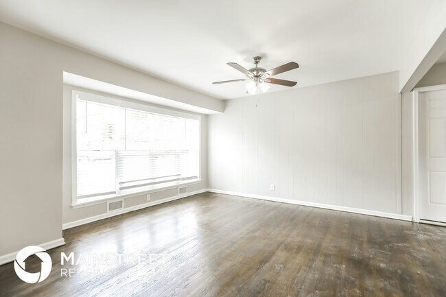 Foto del edificio - 6311 E 102nd Terrace