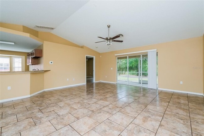 Foto del edificio - 1641 Larkin Rd