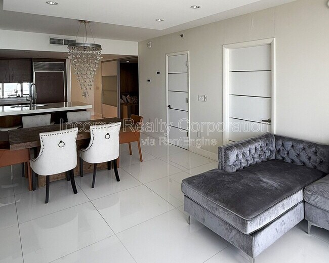 Foto del edificio - 495 Brickell Ave