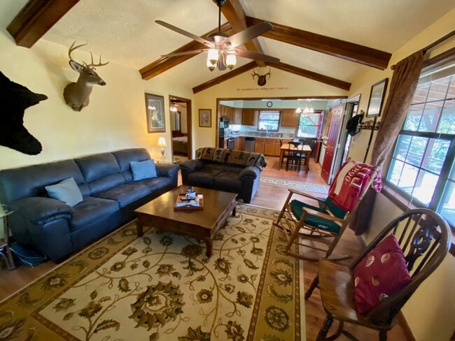 Foto del edificio - 31041 Dove Ln