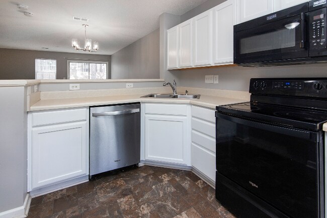 Building Photo - 5646 Kimmerly Woods Dr