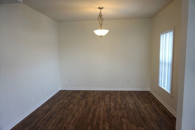 Formal Dining Room - 40 Sluga Dr