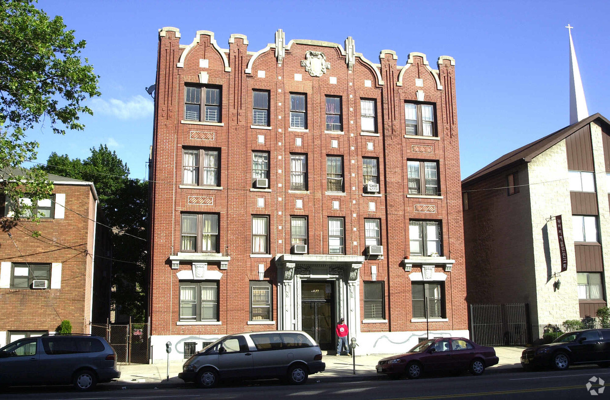 Building Photo - 2677 John F Kennedy Blvd