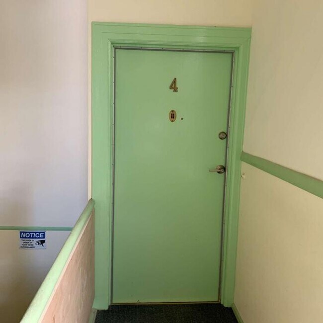 Building Photo - 2 bedroom in San Francisco CA 94133