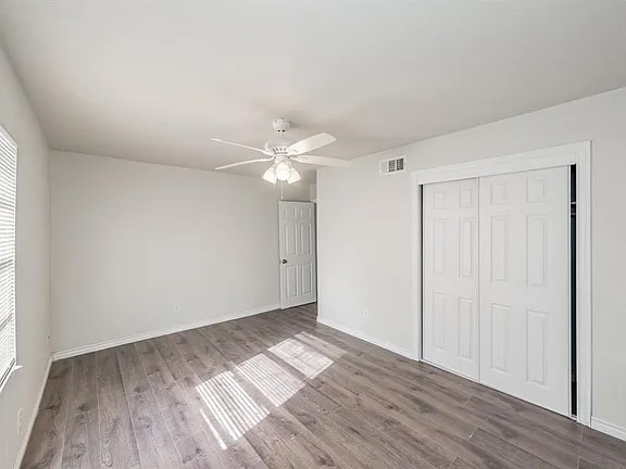 Building Photo - 8322 Campanella Dr