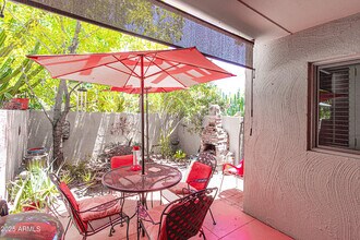 Building Photo - 4201 E Camelback Rd