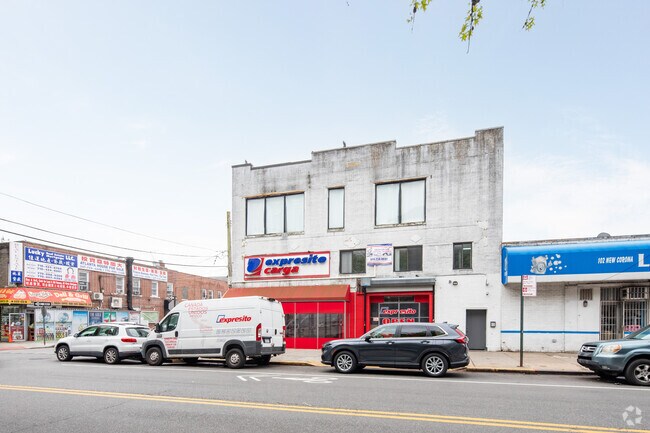 Foto del edificio - 10415 Corona Ave