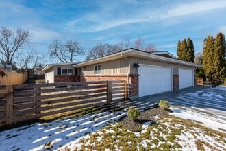 Building Photo - 8561 W Goddard Rd