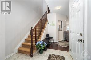 Building Photo - 607 Sunburst St