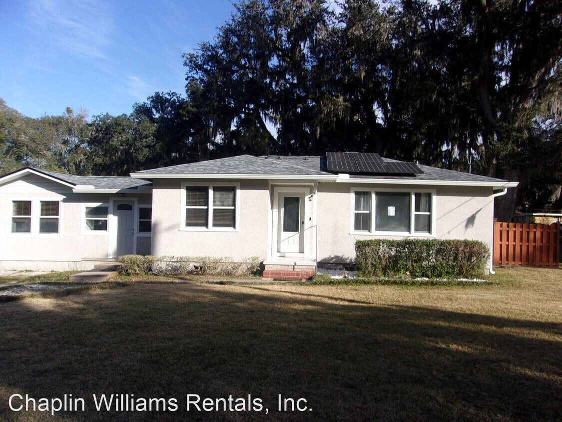 3 Br