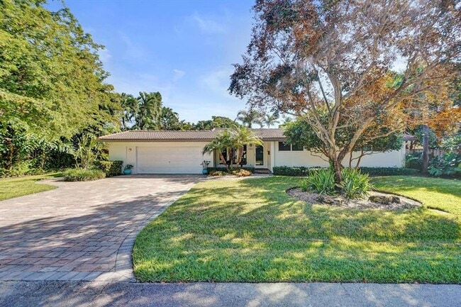 Building Photo - 2616 NE 27th Way